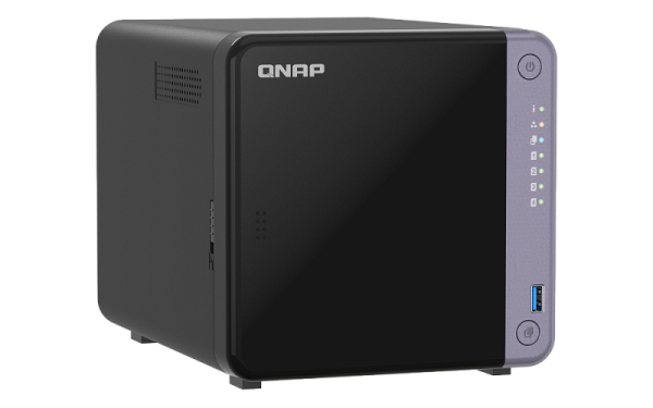 QNAP SMB QC 2GhzCPU/4Gb/upto 4HDD, up to 20 with TL-D1600S/SATA(3,5" 2,5")/ 2xUSB3.2/1xHDMI/1xExp.slot/2x2,5Gb 2x10Gb(SFP+)/iSCSI/1xPS/2YW