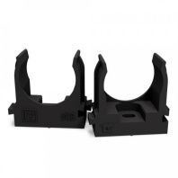 Крепеж-клипса для труб атмосферостойкая для прямого монтажа чёрная в п/э d25 мм (100шт/700шт уп/кор)