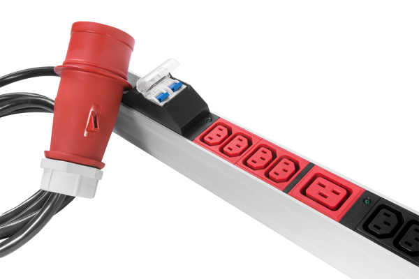 Верт блок розеток Rem-3×32, 3×32A, 6 авт, инд, 24C13, 6C19, 1420мм, шнур 3м IEC309 Верт блок розеток Rem-3×32, 3×32A, 6 авт, инд, 24C13, 6C19, 1420мм, шнур 3м IEC309