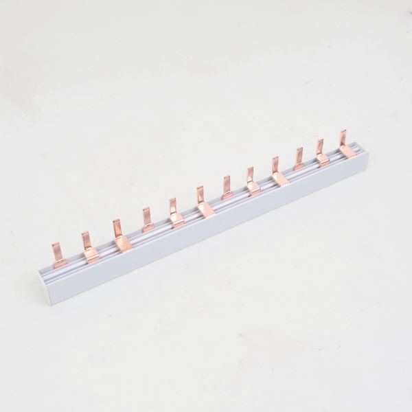 Соединительная шина BBS-MD63 типа PIN, 3 полюса, 18 присоединений, для модульной аппаратуры Соединительная шина BBS-MD63 типа PIN, 3 полюса, 18 присоединений, для модульной аппаратуры