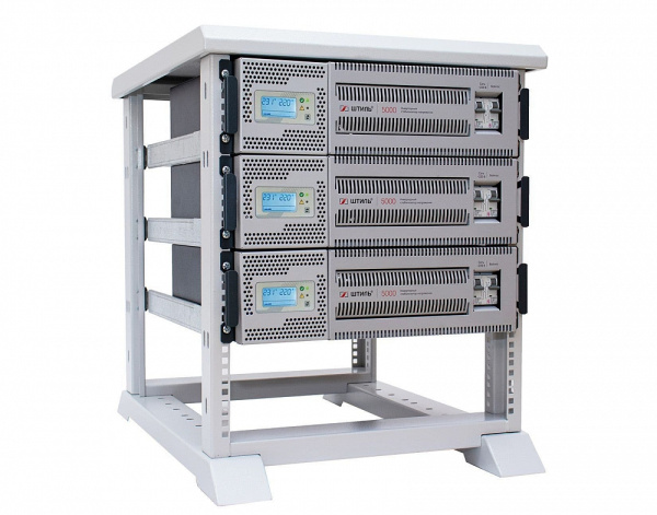 Комплект из трех однофазных стабилизаторов "Штиль" ИнСтаб IS5000RT в стойке (3x5 кВА) Комплект из трех однофазных стабилизаторов "Штиль" ИнСтаб IS5000RT в стойке (3x5 кВА)