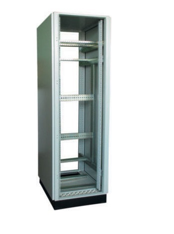 Terminal Bay MR 19" 27U 600 мм Terminal Bay MR 19" 27U 600 мм