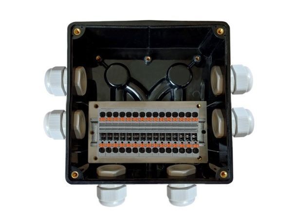 Гранд "Аякс" IP67/IP66 PUSH-IN Гранд "Аякс" IP67/IP66 PUSH-IN