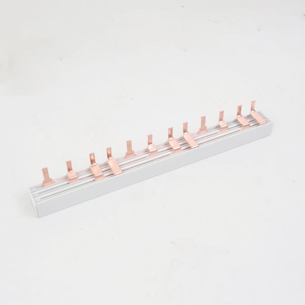 Соединительная шина BBS-MD63 типа PIN, 4 полюса, 14 присоединений, для модульной аппаратуры Соединительная шина BBS-MD63 типа PIN, 4 полюса, 14 присоединений, для модульной аппаратуры