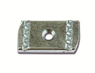 Гайка для подвешивания профиля М8х40 Гайка для подвешивания профиля М8х40