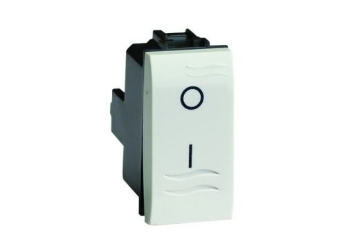 Двухполюсный выключатель, белый, 1мод. Двухполюсный выключатель, белый, 1мод.