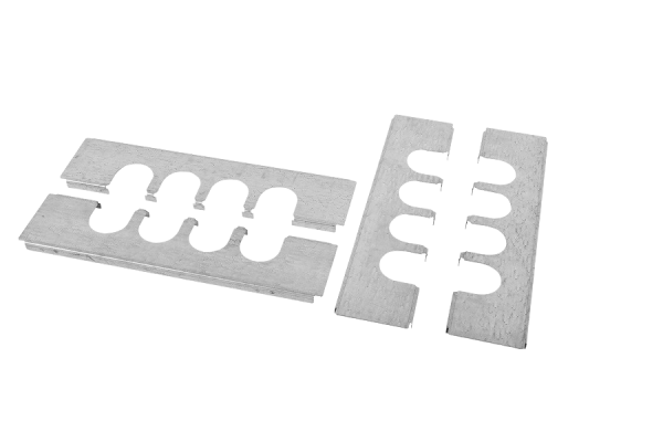 Панель для ввода кабеля 8 мест в шкаф EMS шириной 800 мм, 4 шт. Панель для ввода кабеля 8 мест в шкаф EMS шириной 800 мм, 4 шт.