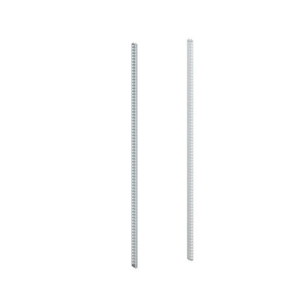 Рейки широкие вертикальные для корпусов CQE N, В=2000 мм, упаковка - 2 шт. RAM block Рейки широкие вертикальные для корпусов CQE N, В=2000 мм, упаковка - 2 шт. RAM block