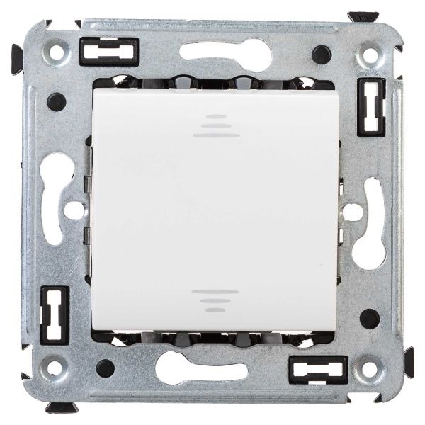 Переключатель одноклавишный в стену, Avanti, белое облако Переключатель одноклавишный в стену, Avanti, белое облако