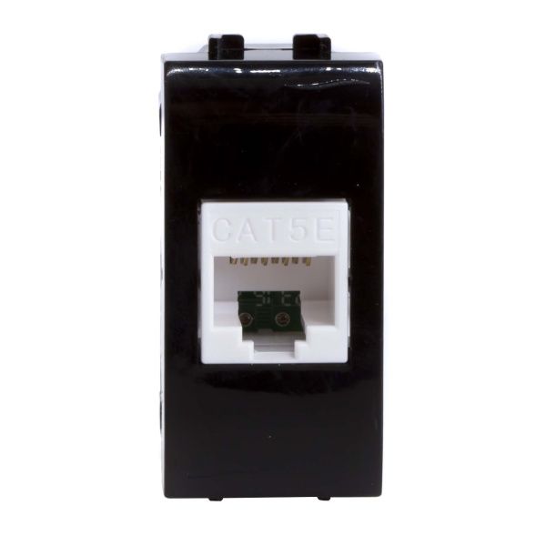 Компьютерная розетка RJ45 кат.5e, Brava, черная, 1мод Компьютерная розетка RJ45 кат.5e, Brava, черная, 1мод