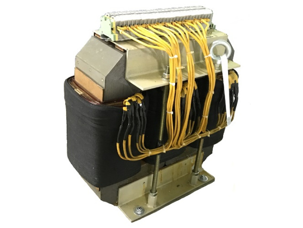 Трансформатор трехфазный ТС-4,4-6-10-12-16-20-25-32-40-63-100 Трансформатор трехфазный ТС-4,4-6-10-12-16-20-25-32-40-63-100