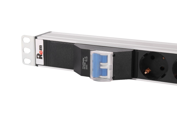 Верт блок розеток Rem-32, 1×32А, авт, инд, 20C13, 10C19, 1420мм, колодка Верт блок розеток Rem-32, 1×32А, авт, инд, 20C13, 10C19, 1420мм, колодка