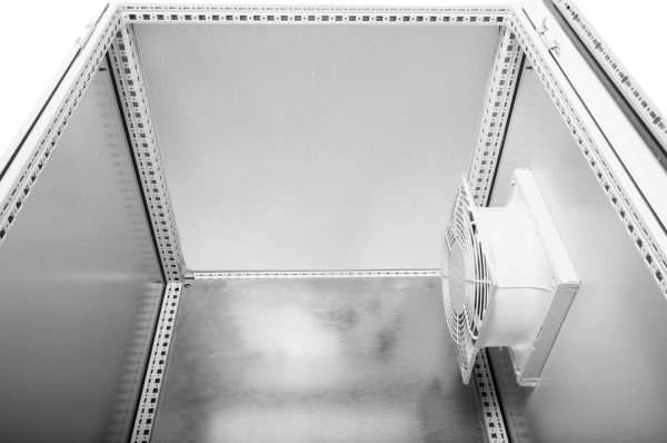 Комплект боковых стенок для монтажа вентилятора для шкафов серии EMS (В2000 × Г800) Комплект боковых стенок для монтажа вентилятора для шкафов серии EMS (В2000 × Г800)