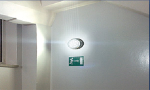 Лампа светодиодная c Li-ion аккумулятором SKAT LED-220 E27. Изображение 1 Стандартный width=